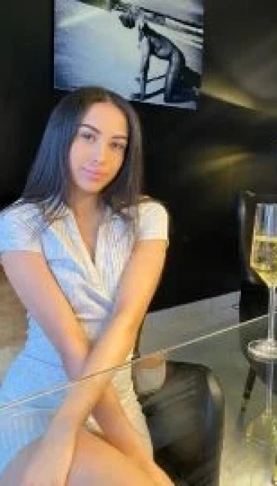Tasha Lustn