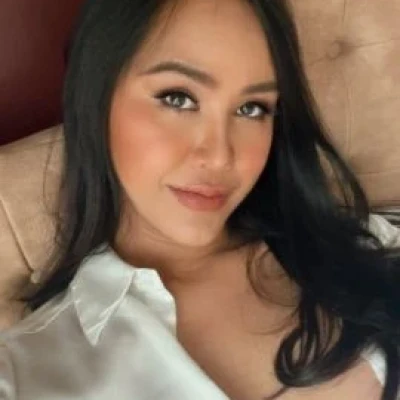 Tisha Ho