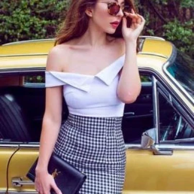 Valerie August