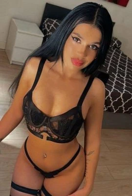 Amira