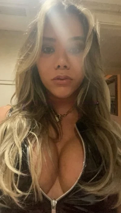 Isis Farache