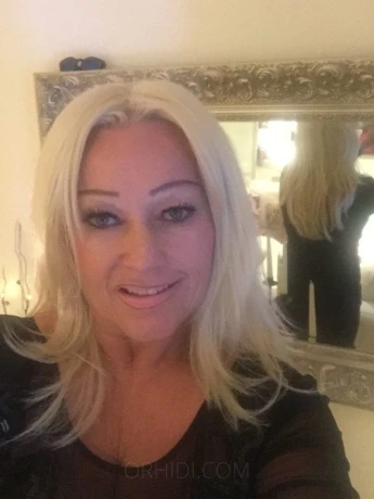 Kelsey milf xxx