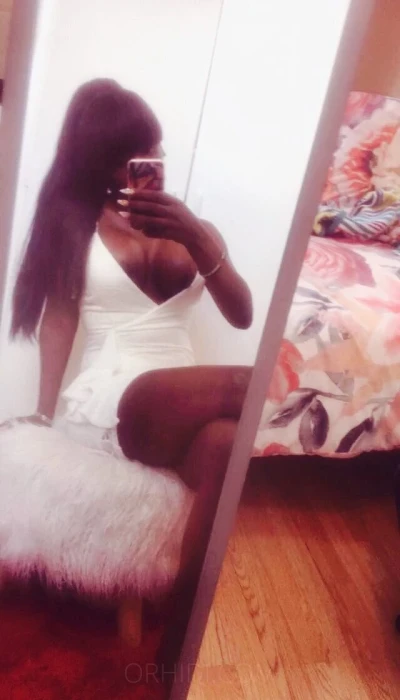 BLACK BRITISH SLUT