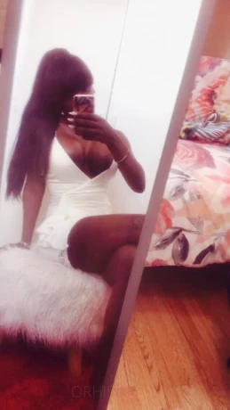 BLACK BRITISH SLUT