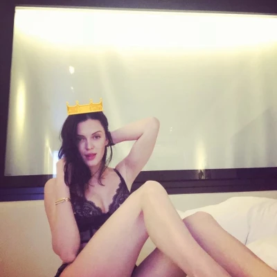 isabel28