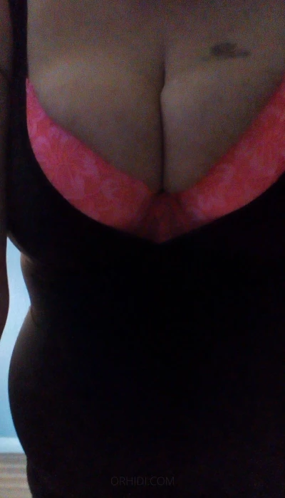 ELLIE 36GG