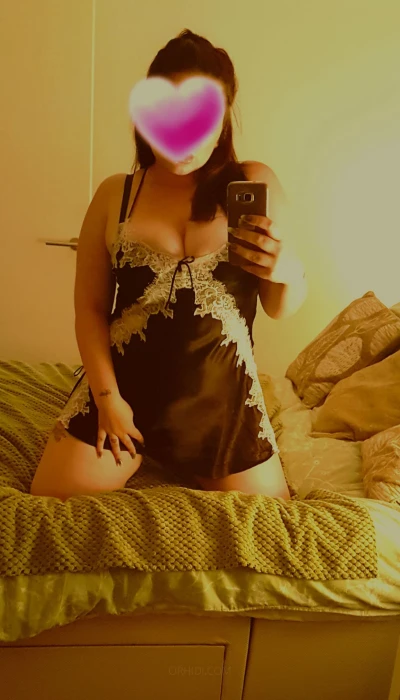 x  JADE  x