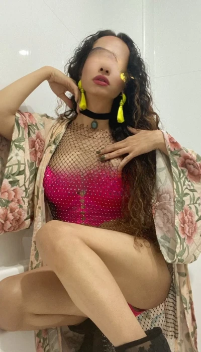 Larissa Kaya