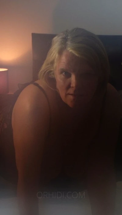 TantalisingTaylor69