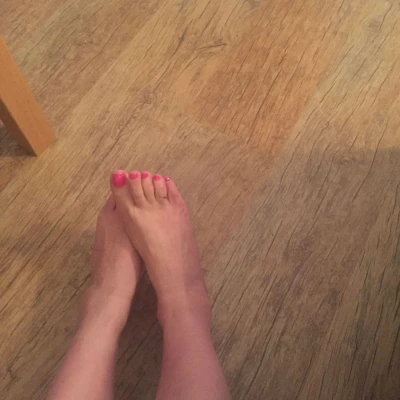 englishbouncyboobsx