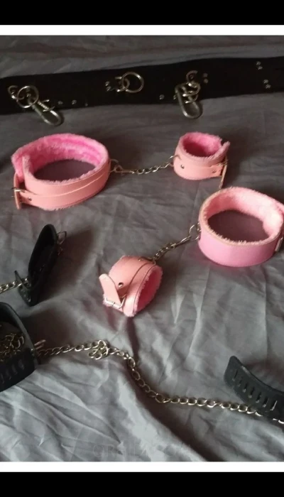 BDSM_and/or_GFE_4U