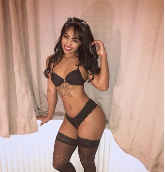 .LUIZA_LOVER