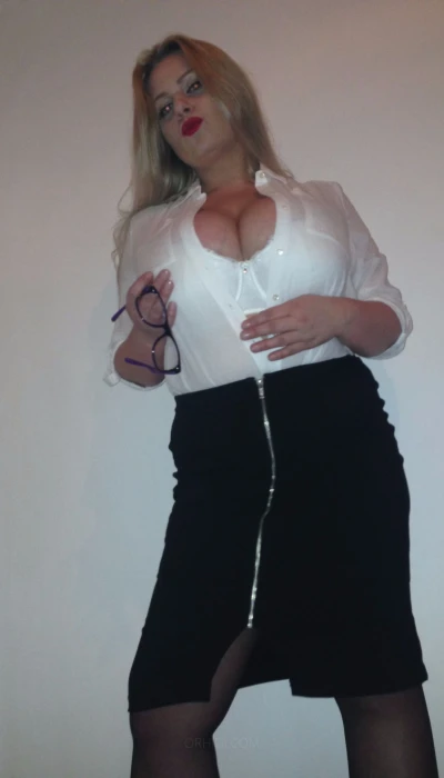 Busty-Blonde-Rita