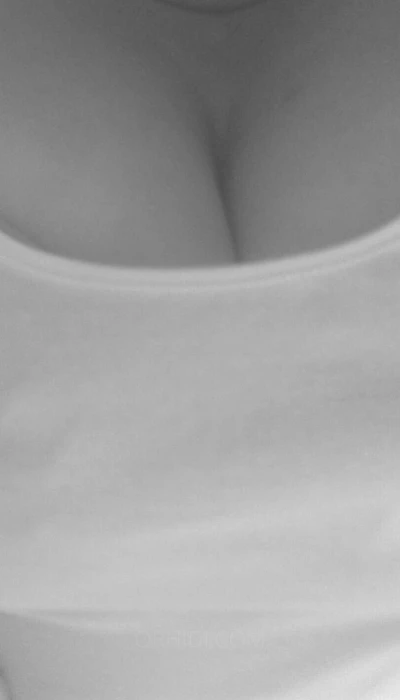 CurvaceousCaledonia