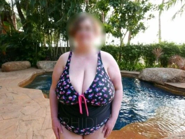 CurvaceousCaledonia